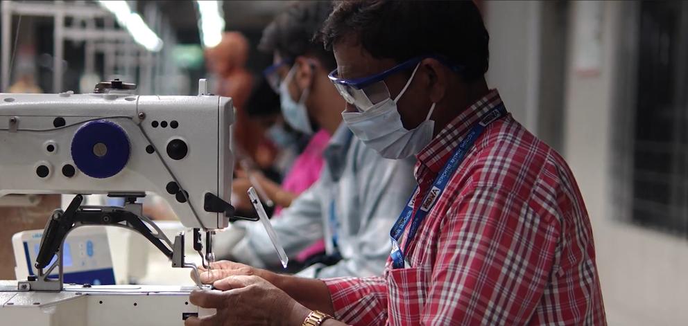 Factory environment — Workers & Production floor